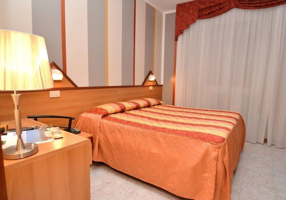 Hotel Righetto Fronte Mare Cavallino-Treporti Ngoại thất bức ảnh