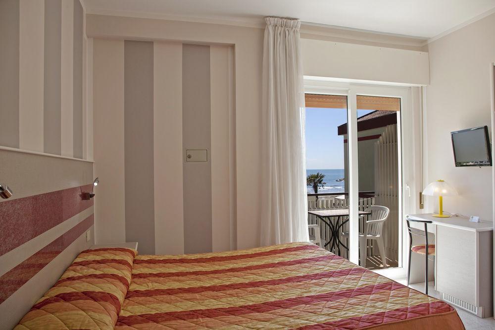 Hotel Righetto Fronte Mare Cavallino-Treporti Ngoại thất bức ảnh