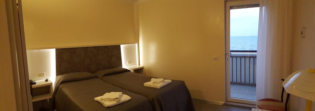 Hotel Righetto Fronte Mare Cavallino-Treporti Ngoại thất bức ảnh