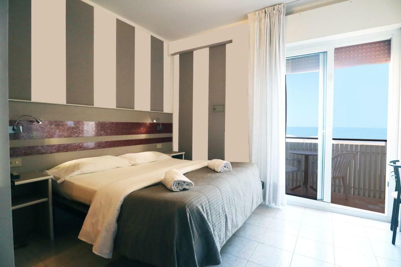 Hotel Righetto Fronte Mare Cavallino-Treporti Ngoại thất bức ảnh
