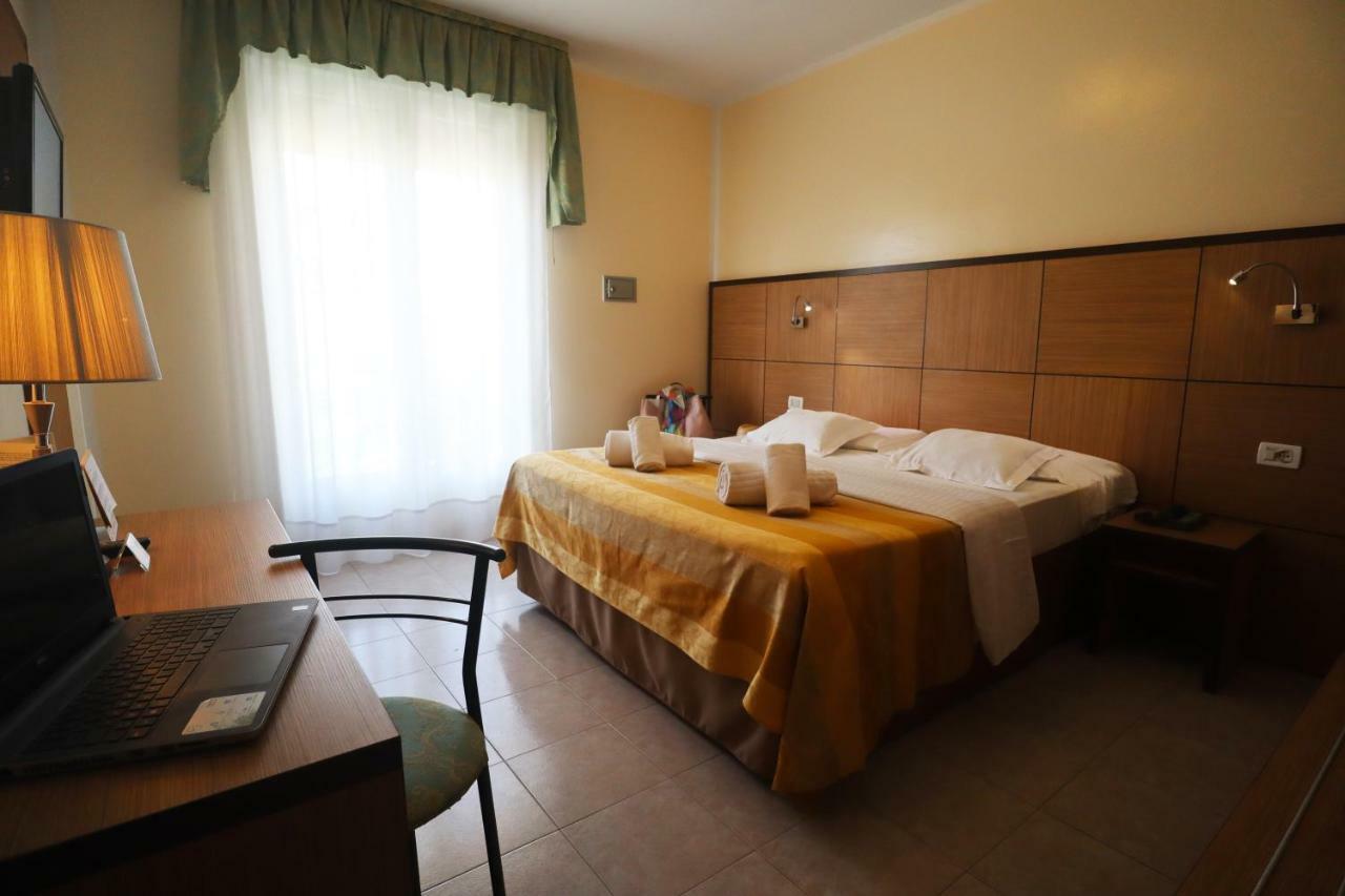 Hotel Righetto Fronte Mare Cavallino-Treporti Ngoại thất bức ảnh